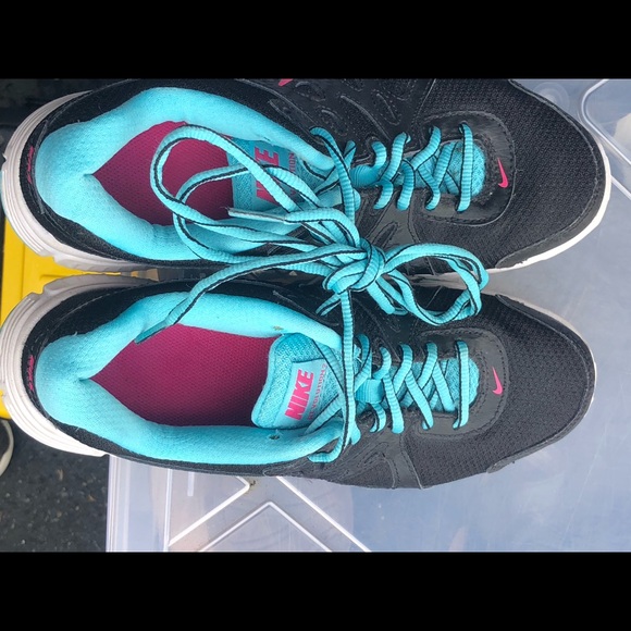 Nike Womens Revolution 2 554900-019 Running Shoes Black Lace Up Low Top Size 7.5 - Picture 9 of 12